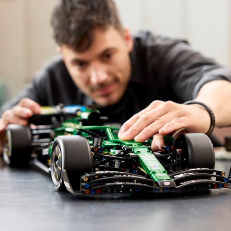 Fórmula 1 Aston Martin AMR25 | 1547PCS
