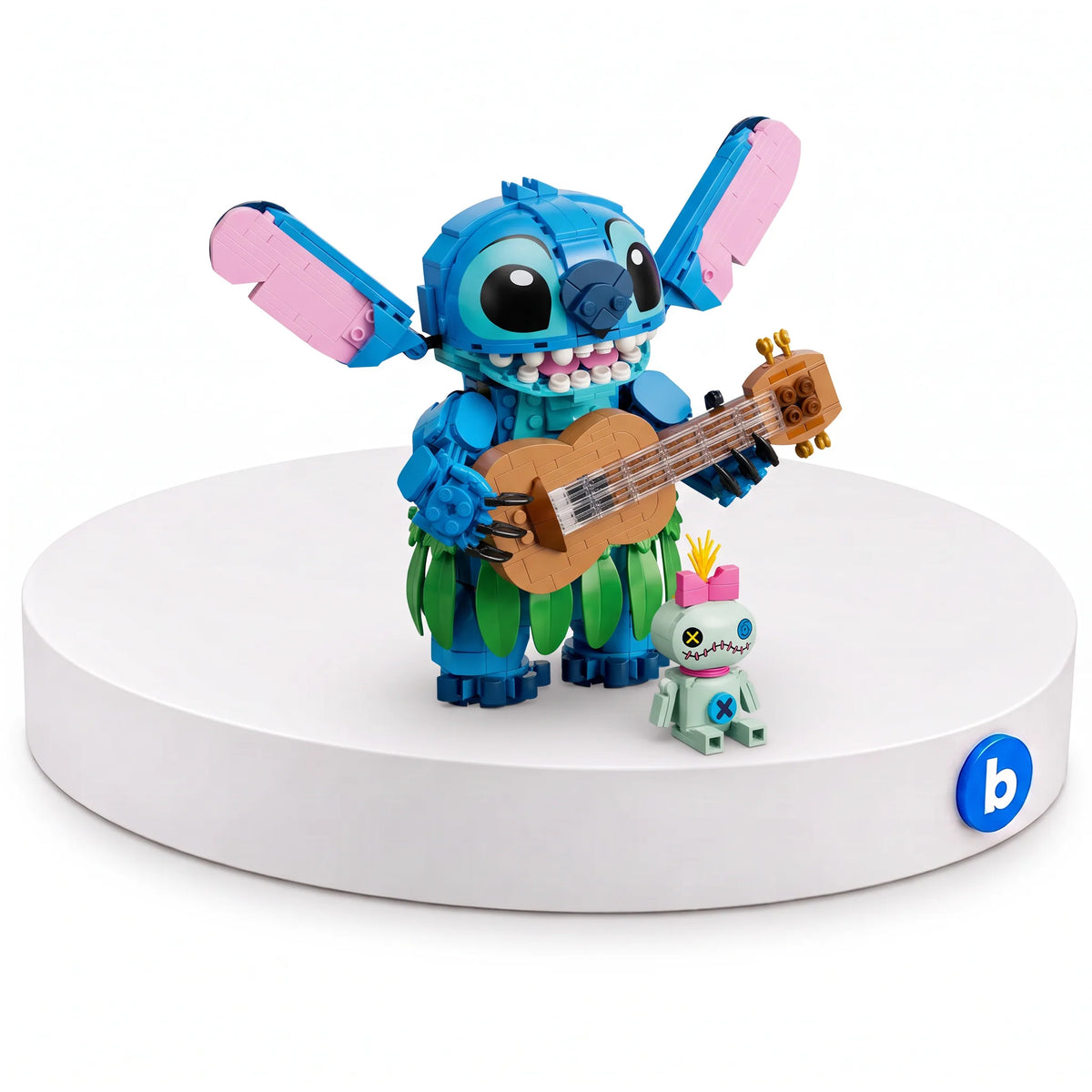 Stitch & Scrump em blocos de montar BlocoBox, com 713 peças, na base branca com o selo da BlocoBox